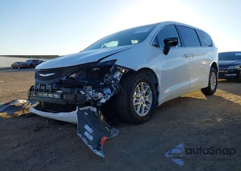 2025 Chrysler Voyager Lx из США, поврежденный, VIN 2C4RC1CG1SR583071